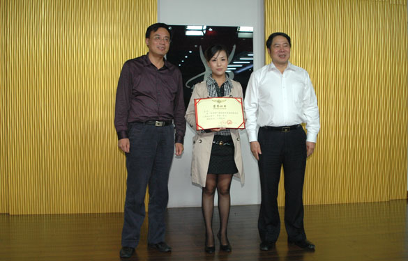 新宝GG在“华朋杯”经信系统首届迎国庆职工歌咏角逐中获得佳绩