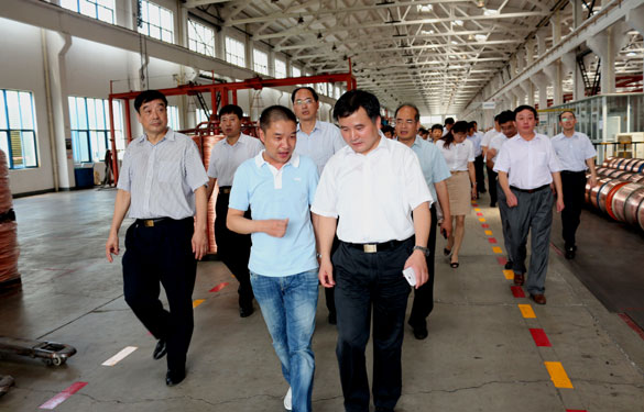 金坛市党政代表团一行来新宝GG集团旅行考察