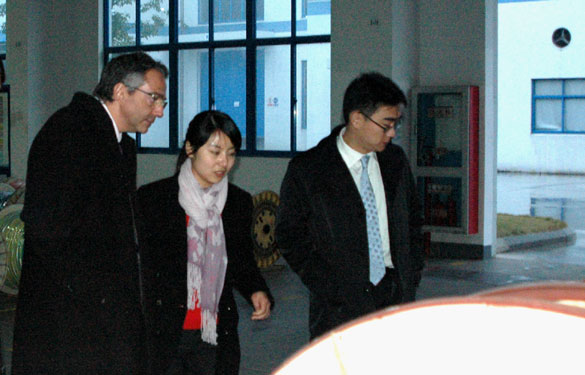 以色列驻沪总领事艾雅克一行来新宝GG集团旅行考察